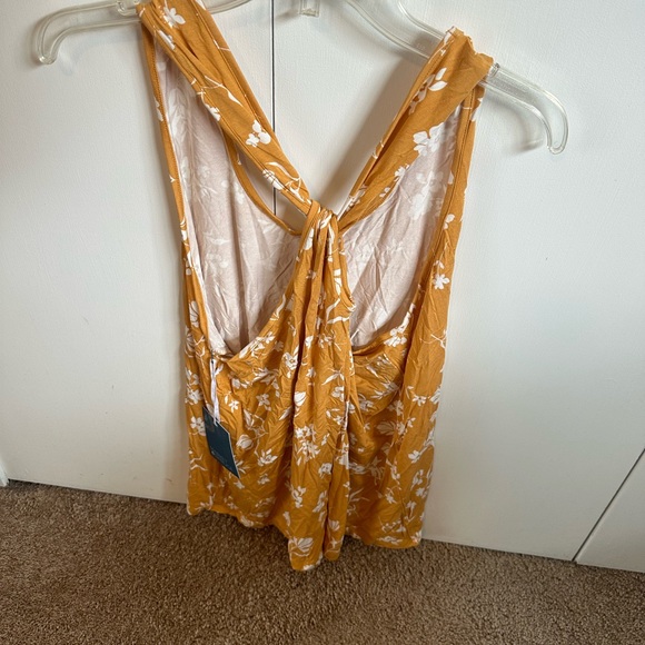 Stitch Fix - Market & Spruce Top - Picture 3 of 5